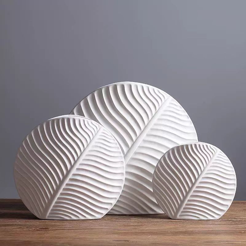 Minimalist Leaf Vase 5