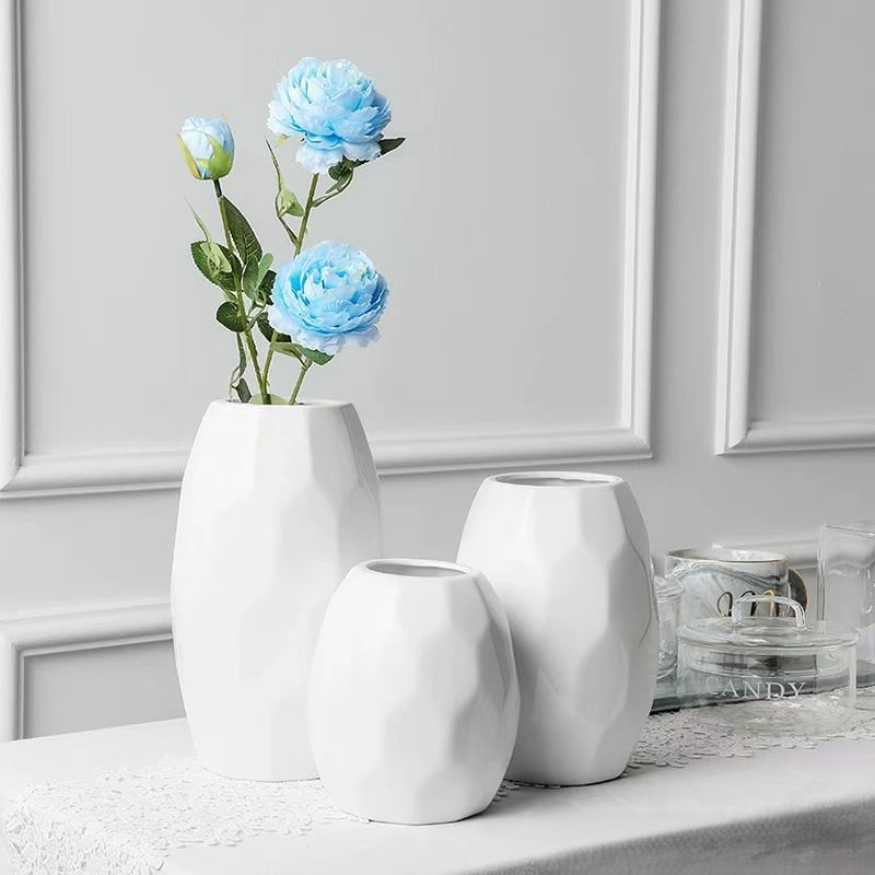 Nordic Faceted Ceramic Vase 3
