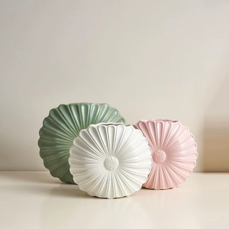 Nordic Radiant Petal Ceramic Vase 4