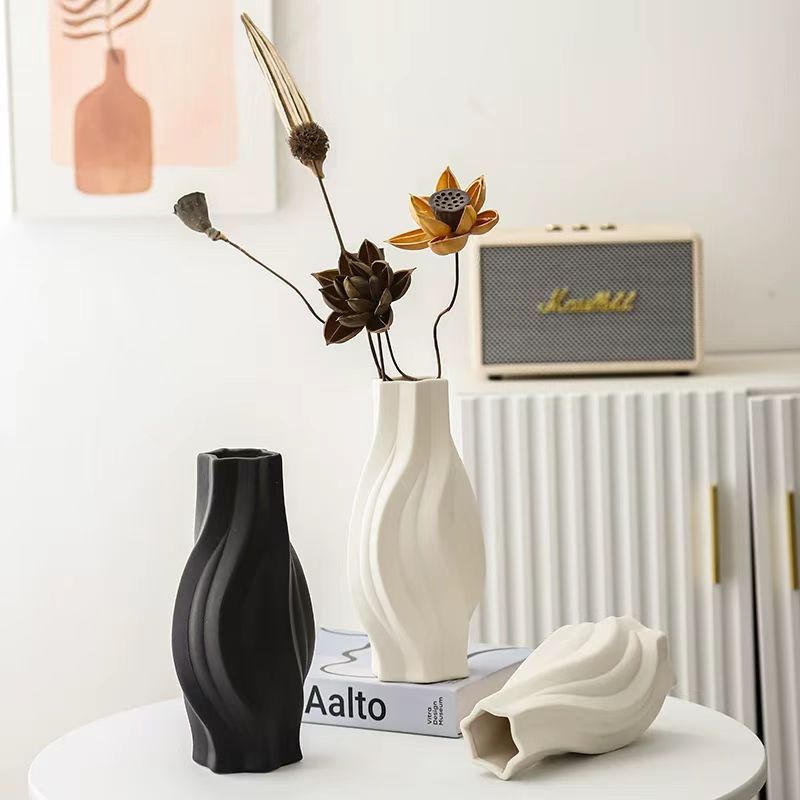Nordic Tornado Ceramic Vase 8