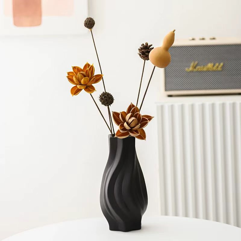 Nordic Tornado Ceramic Vase 3