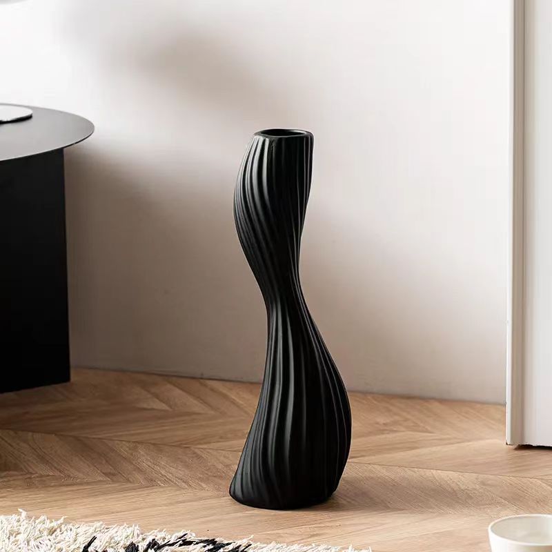 Nordic Twisted Wave Ceramic Vase 2