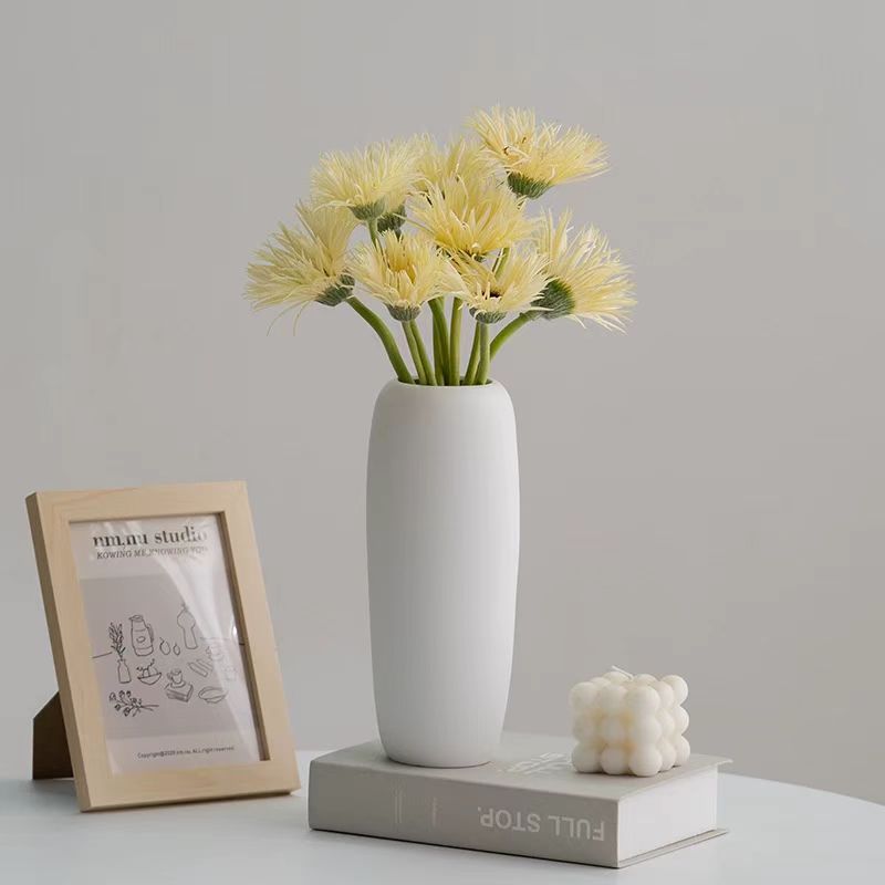 Nordic White Ceramic Vase 9