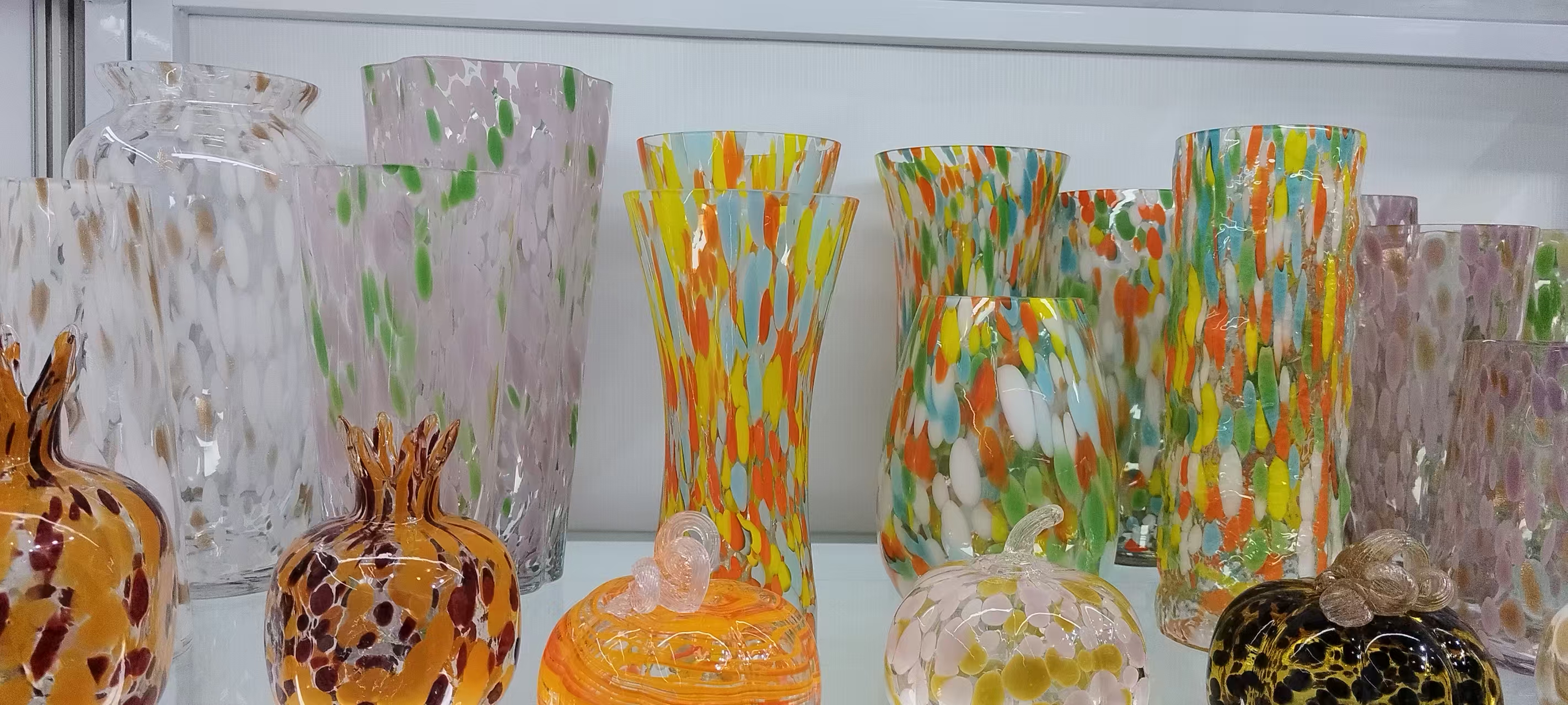 Confetti Pattern Vases 11