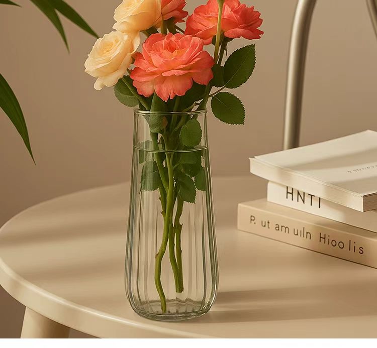 INS Breeze Glass Vase