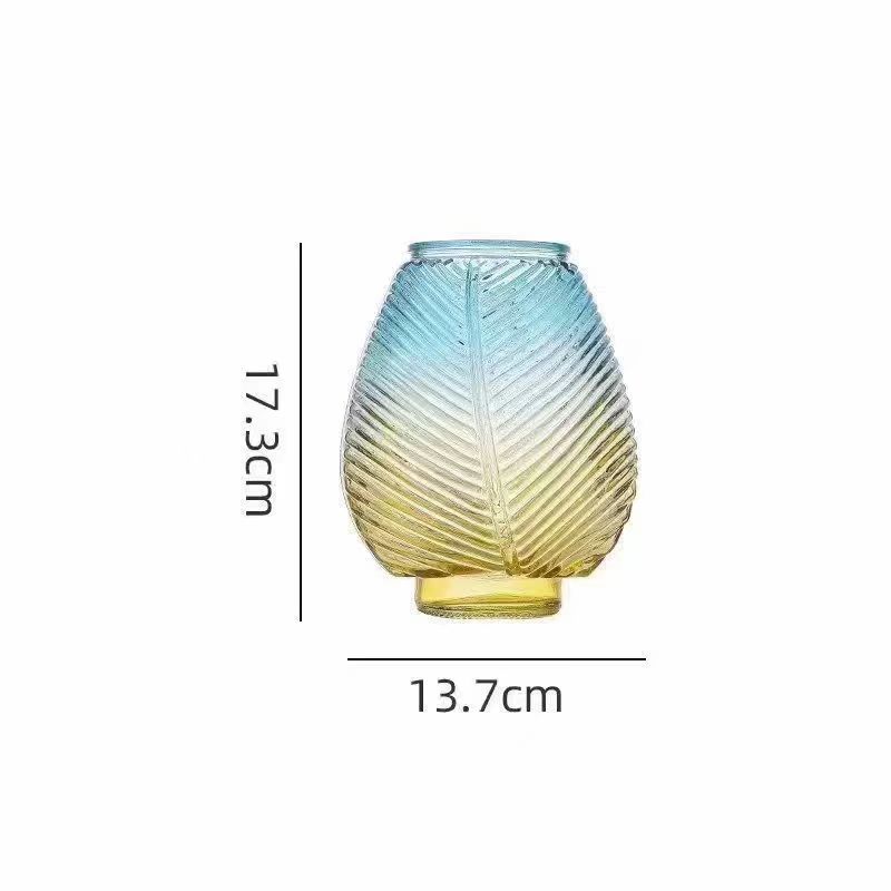 INS Maple Leaf Textured Vase 2