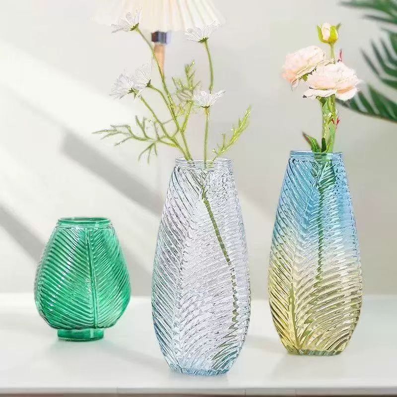 INS Maple Leaf Textured Vase 13