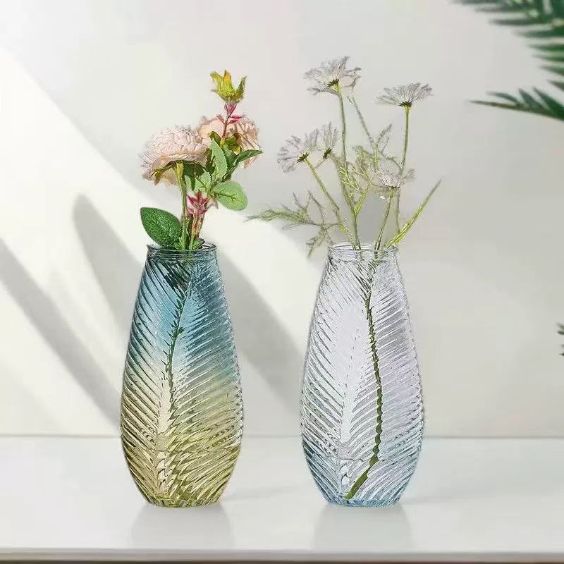 INS Maple Leaf Textured Vase 11