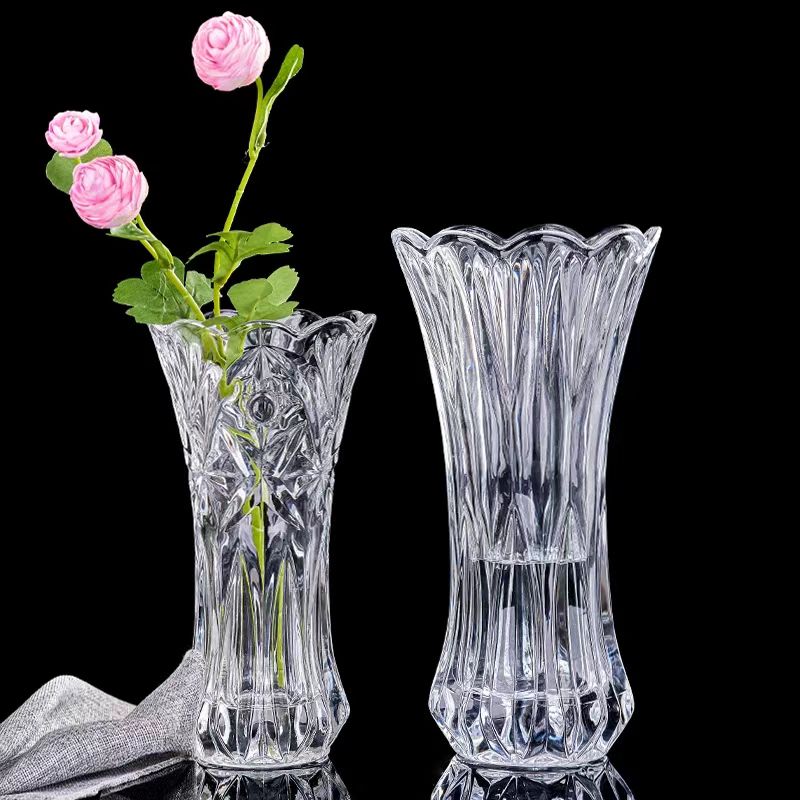 Minimalist Crystal Fluted Vase 4