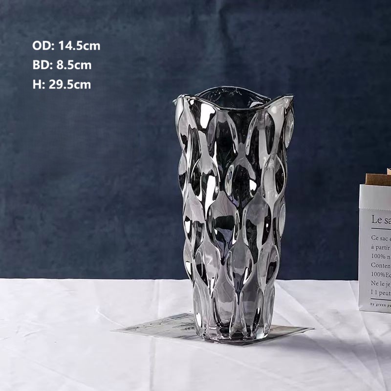 Minimalist Crystal Ripple Vase
