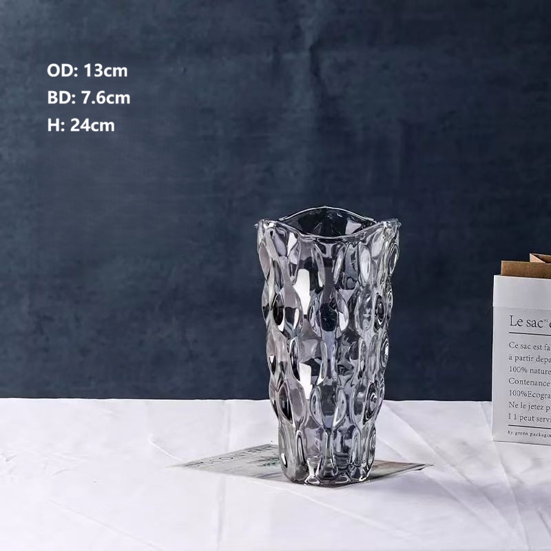 Minimalist Crystal Ripple Vase 6