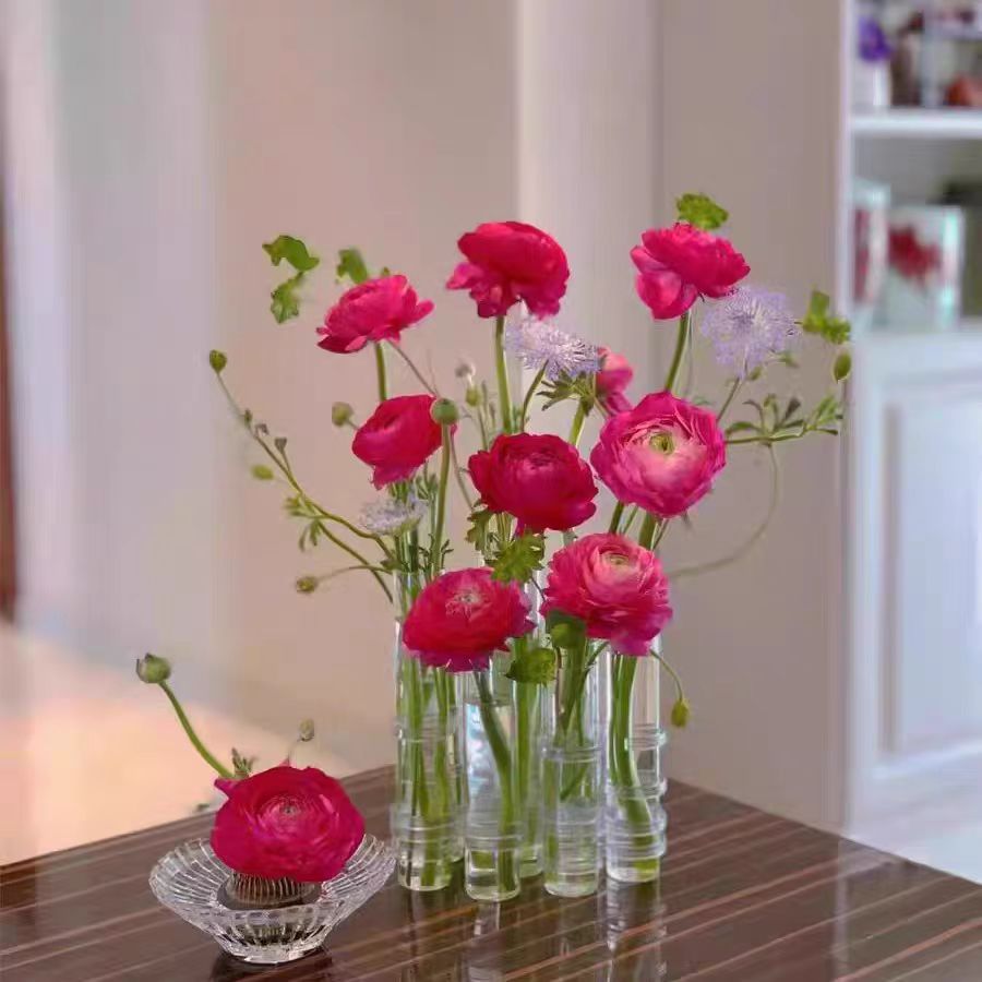 Minimalist Test Tube Vase 13