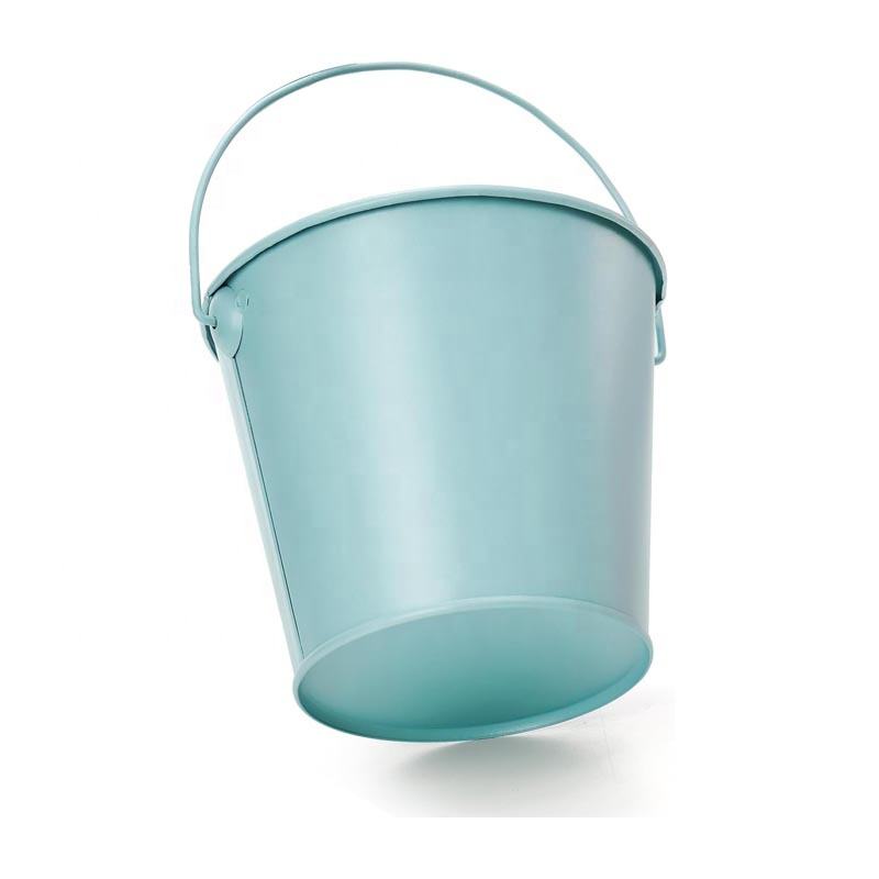 Minimalist Multi-Function Bucket