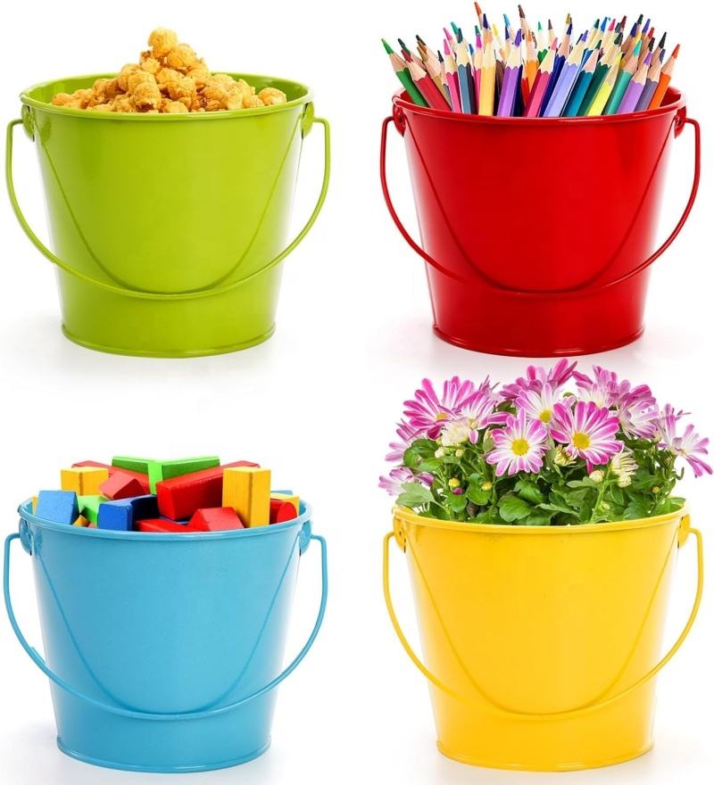 Minimalist Multi-Function Bucket 4