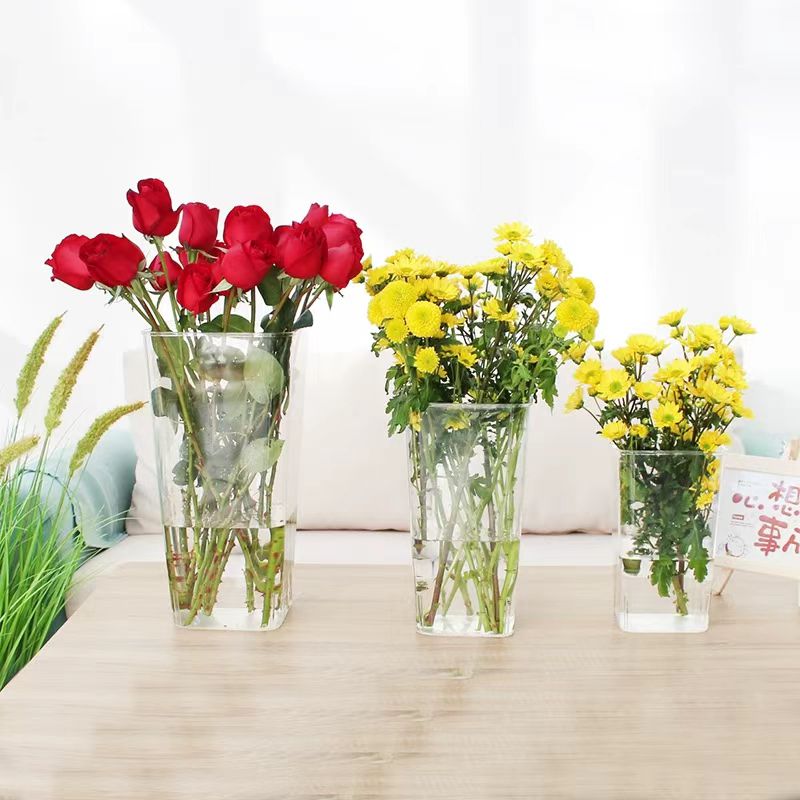 Minimalist Clear Acrylic Floral Bucket