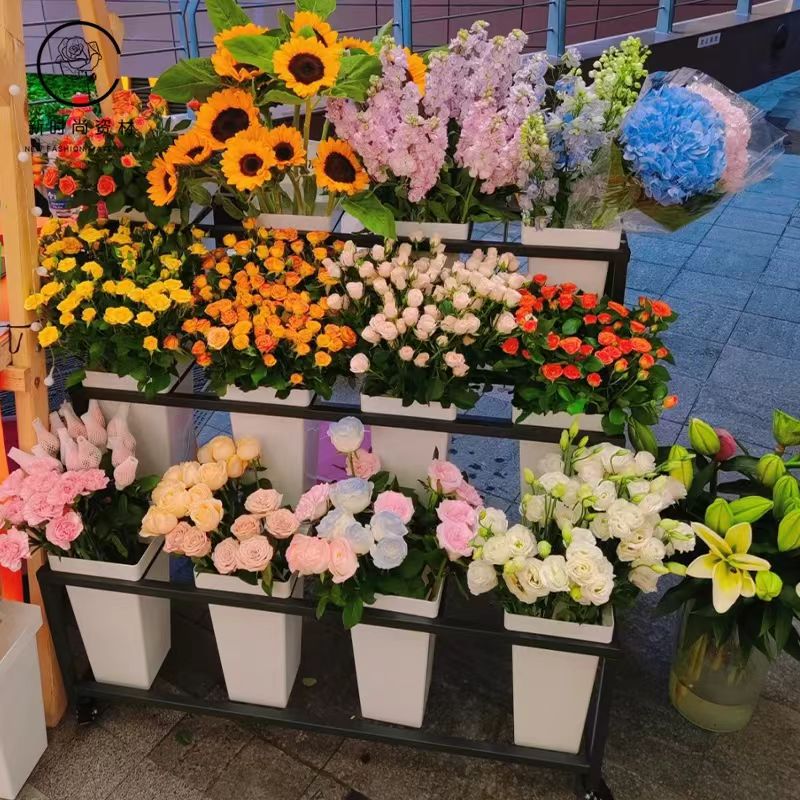 Minimalist Plastic Floral Bucket 10