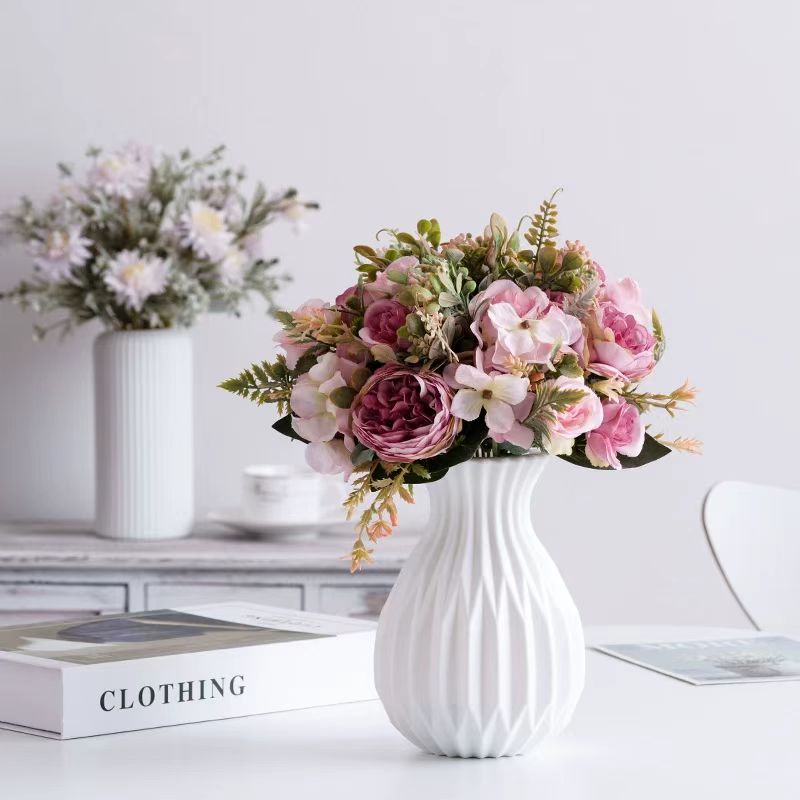 Nordic Plastic Vases 18